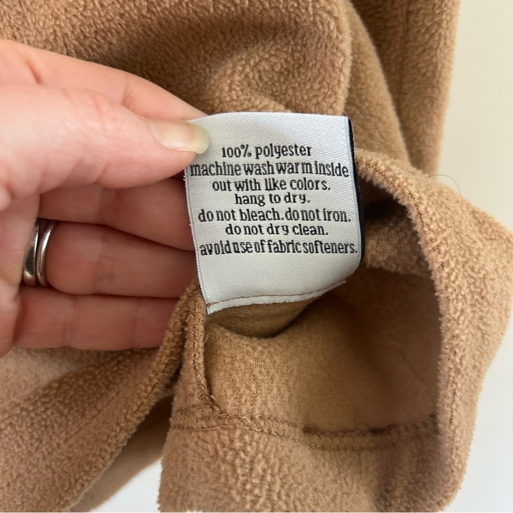 Dudley Stephens Cobble Hill Turtleneck Vello Fleece in Camel Size medium - Picture 5 of 5